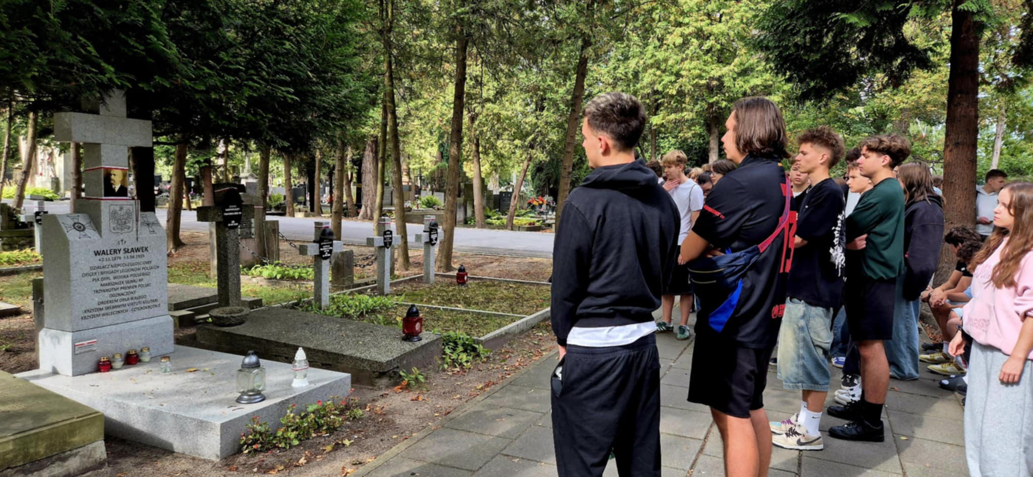 Messenger_creation_819AEB44-CD8B-49B7-9445-57E85AA21D25