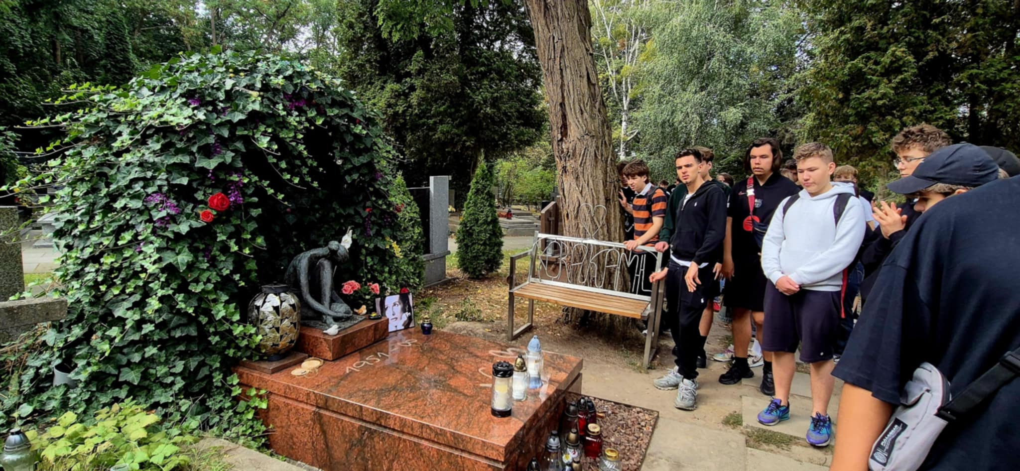 Messenger_creation_9864073C-7BD3-4FBE-911E-2B3FF668CE5D