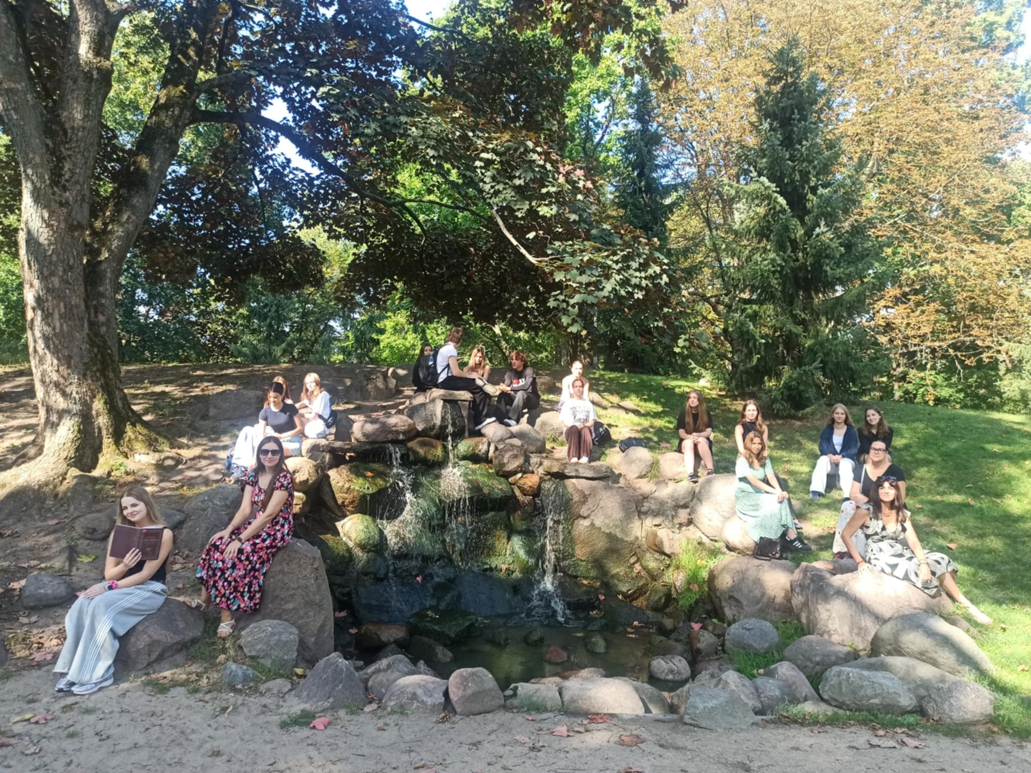 Messenger_creation_F4E6CD12-20AC-466E-8E1E-A5A4820C0913